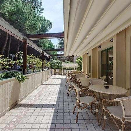 Hotel Valentino ピナレッラ エクステリア 写真
